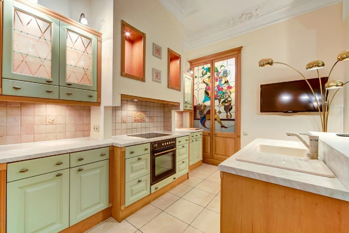 RentalSPb on Kirochnaya