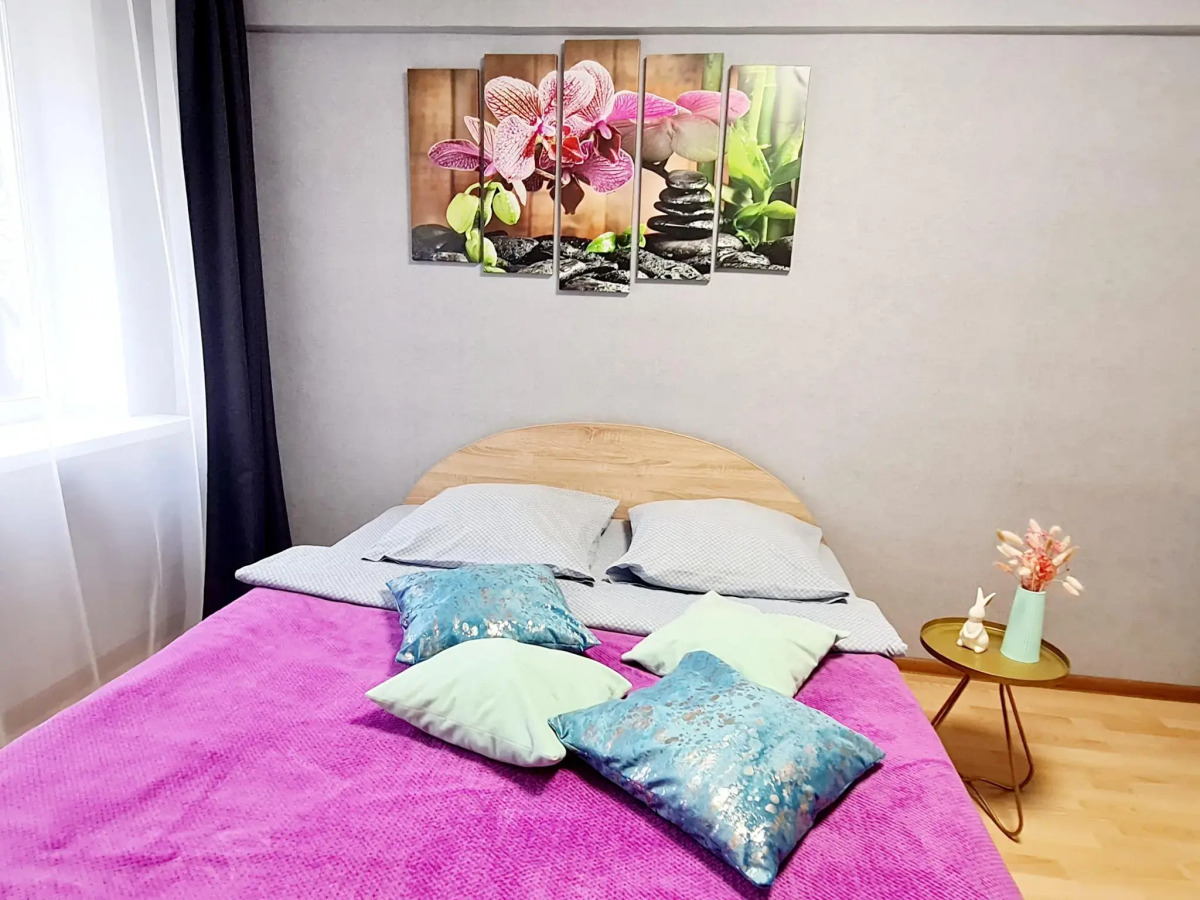 Белые ночи на улице Герцена 106