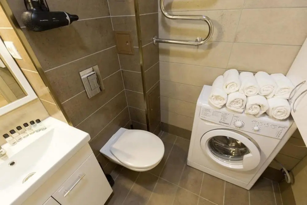 Азбука на улице Октябрьской Революции 23A