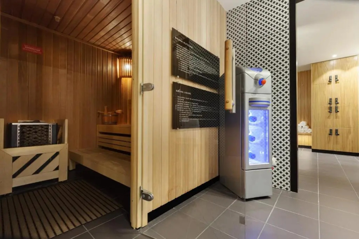 Holiday Inn Dresden - Am Zwinger by IHG