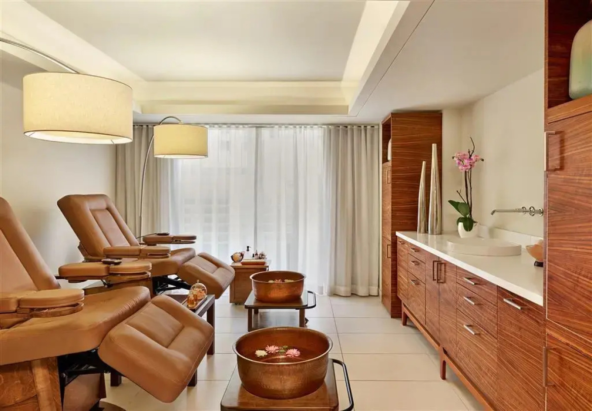 Royal Palm South Beach Miami, a Tribute Portfolio Resort