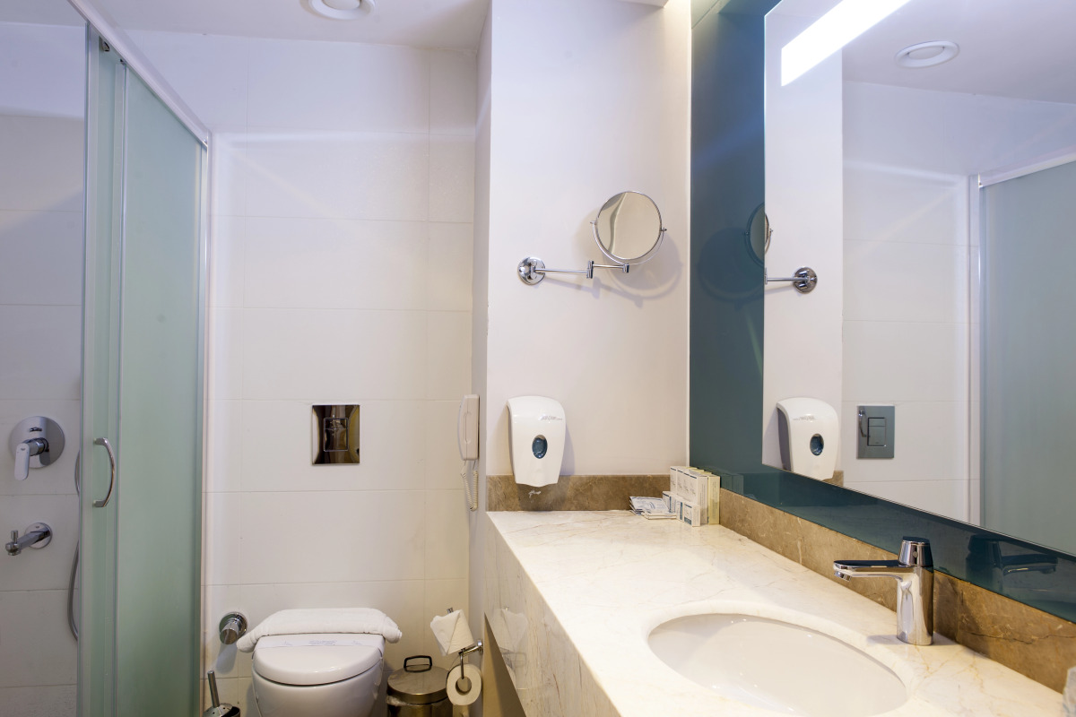 Long Beach Harmony Hotel & Spa