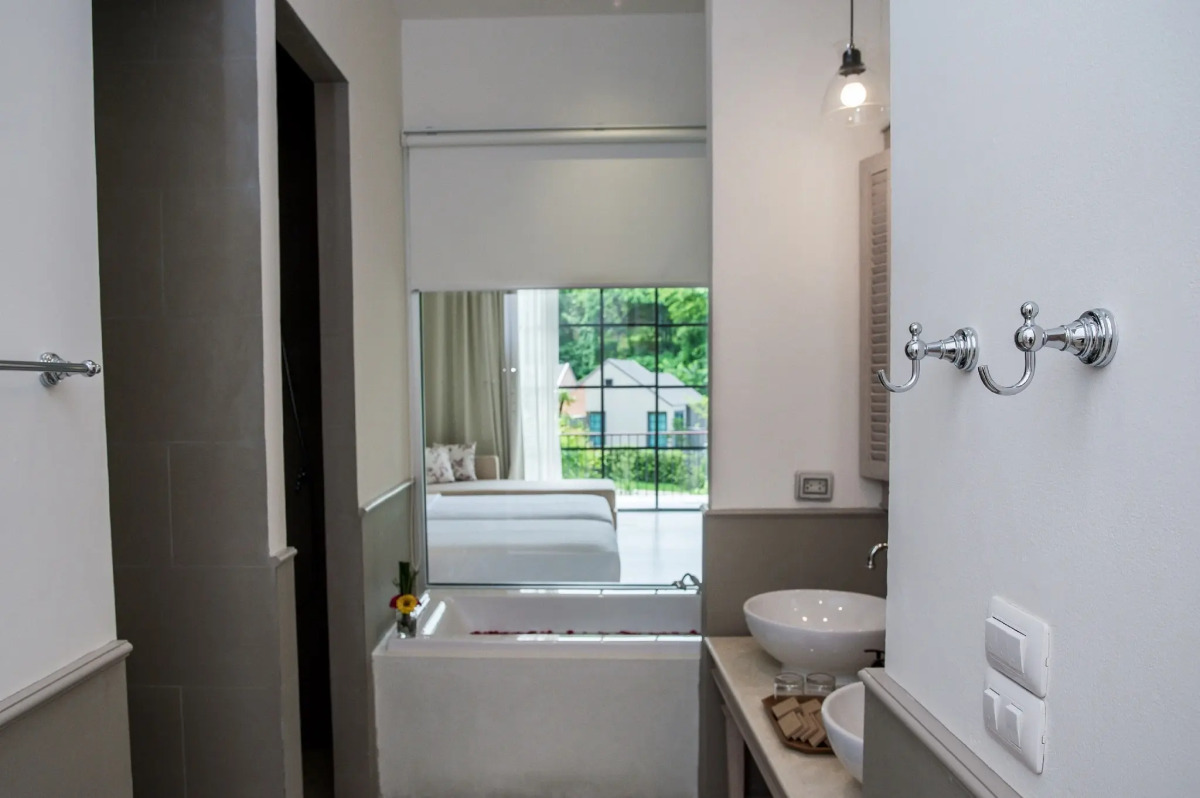 Flora Creek Chiang Mai