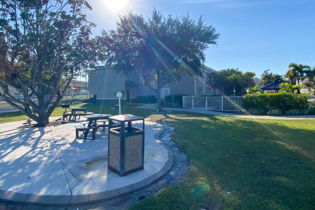 Quality Inn & Suites Tampa-Ybor City