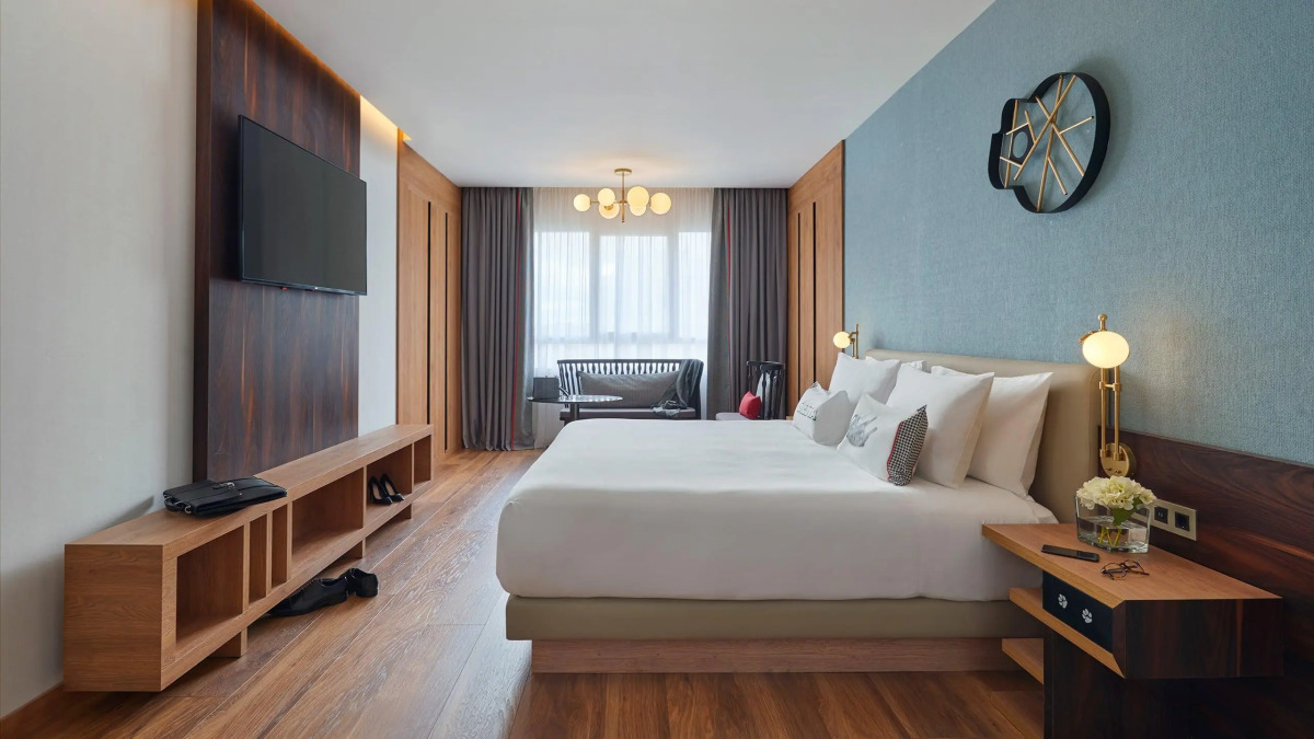 Отель Hyatt Centric Gran Via Madrid