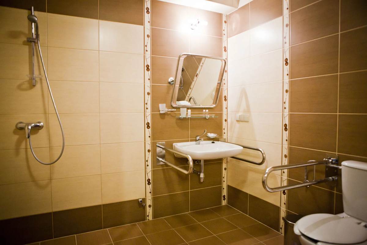 Helan Family & Garden