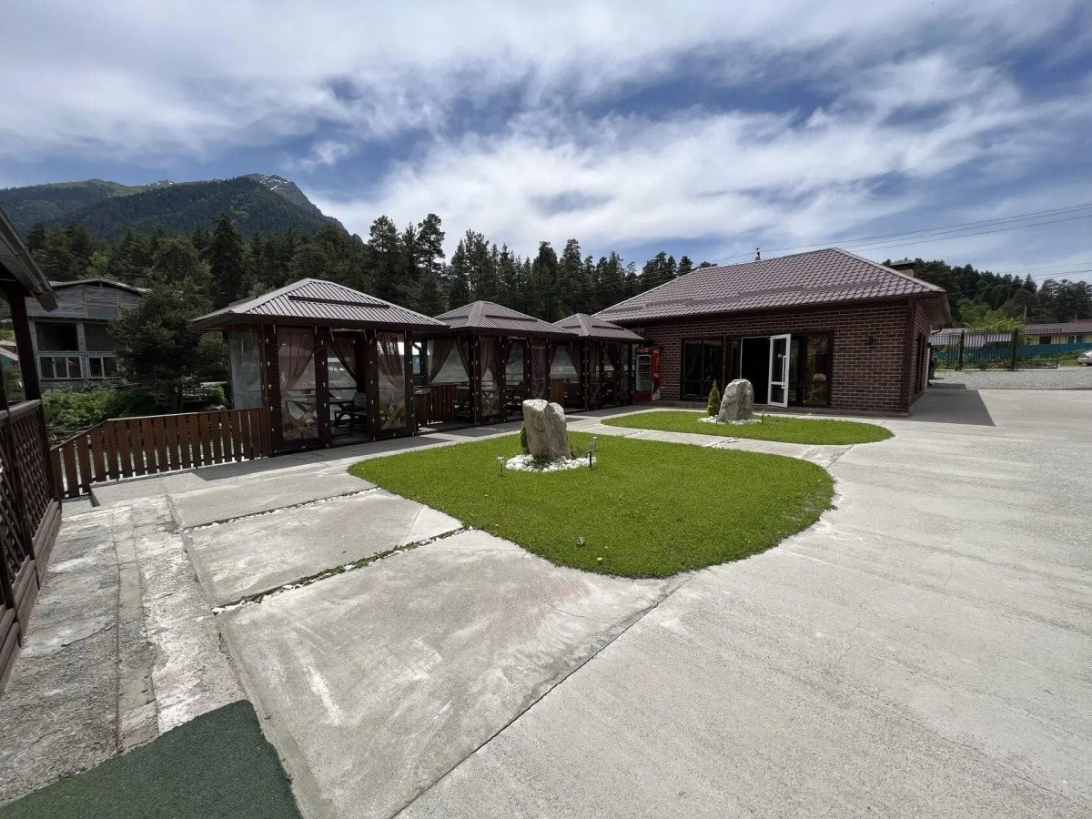 River & House (Ривер Хаус)