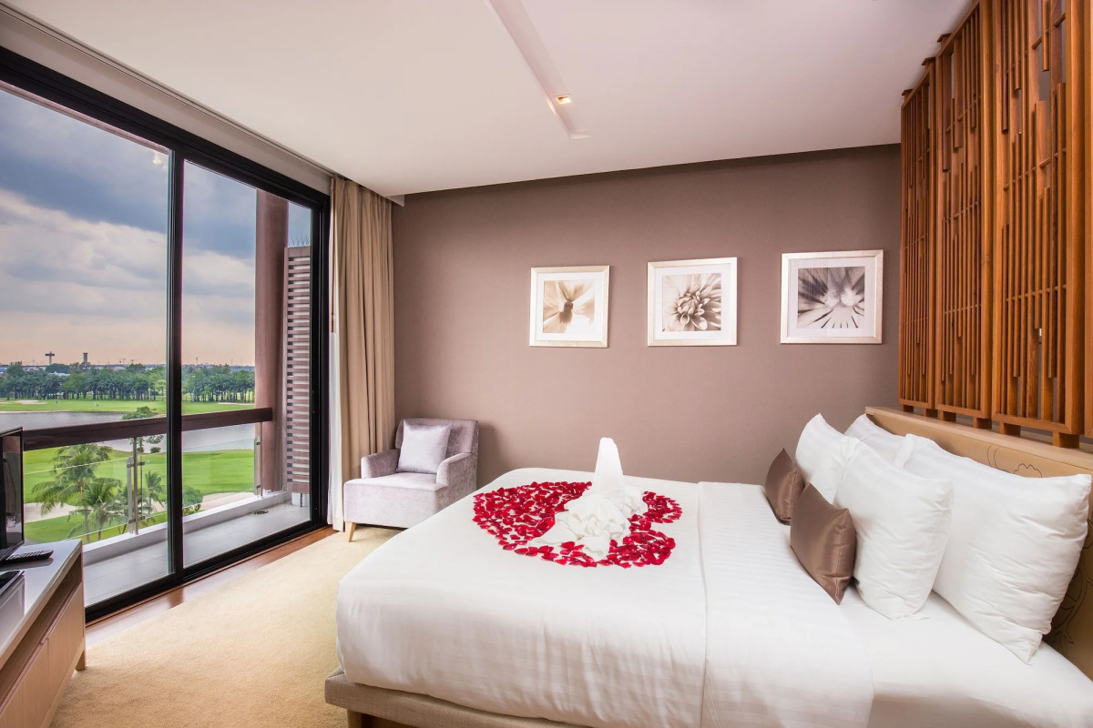 Summit Windmill Golf Suite Hotel @Suvarnabhumi