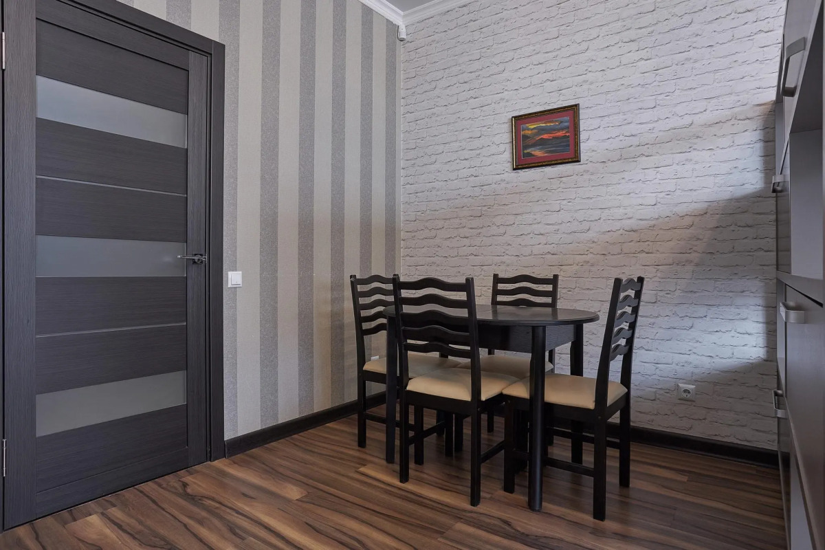 Sea Apartments (Си Апартментс)