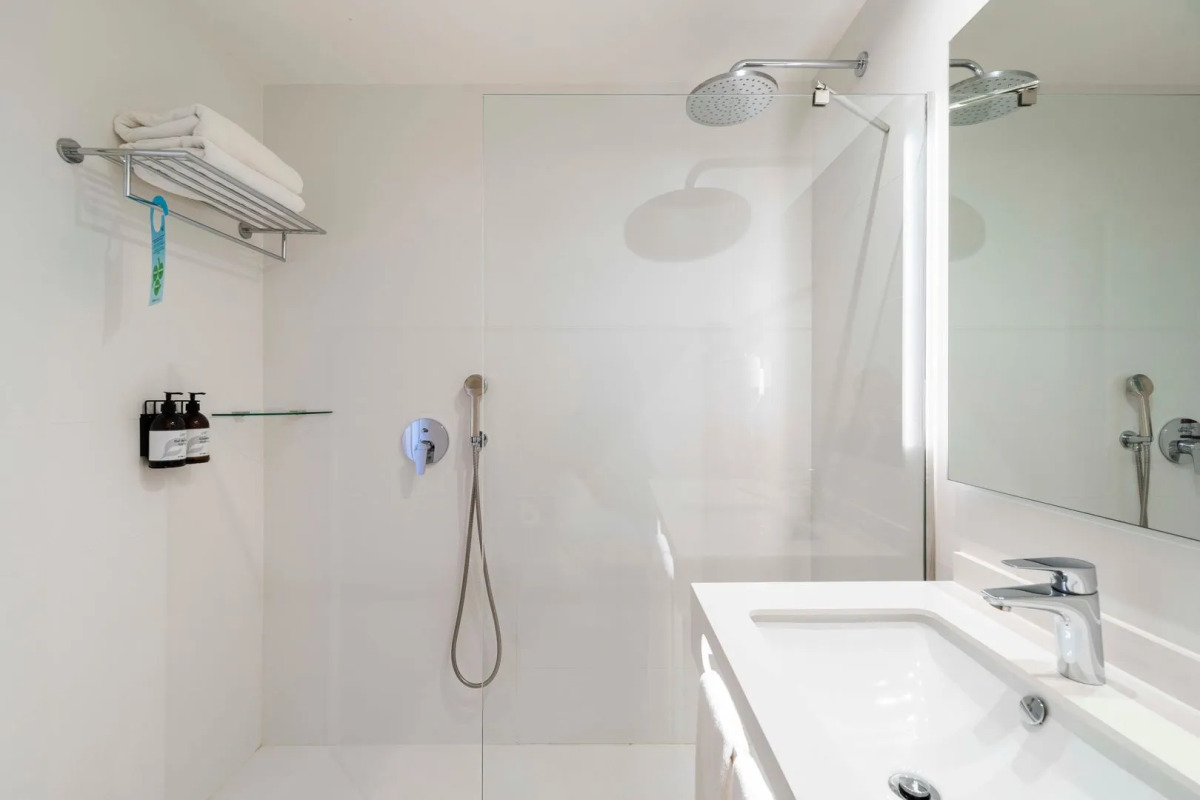 Отель THB Naeco Ibiza - Adults Only