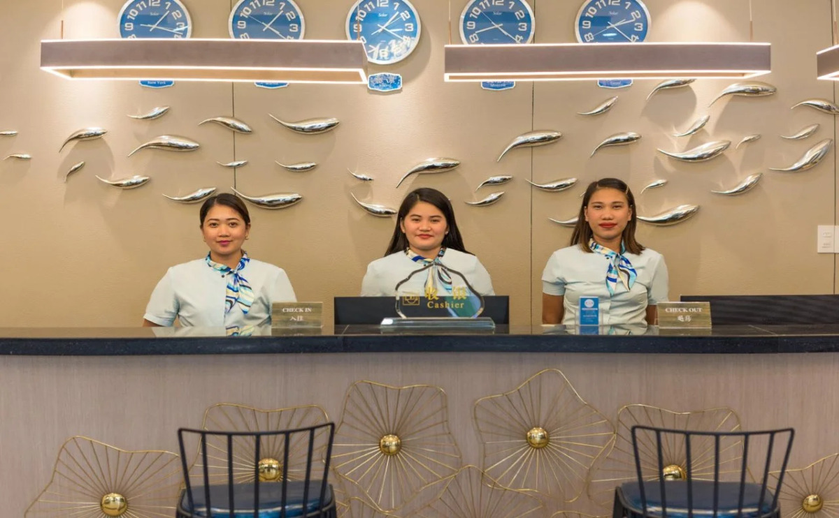 Erus Suites Hotel Boracay