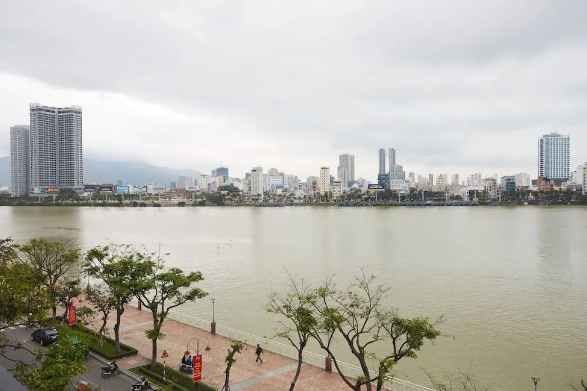 The Garden Capsule Hotel