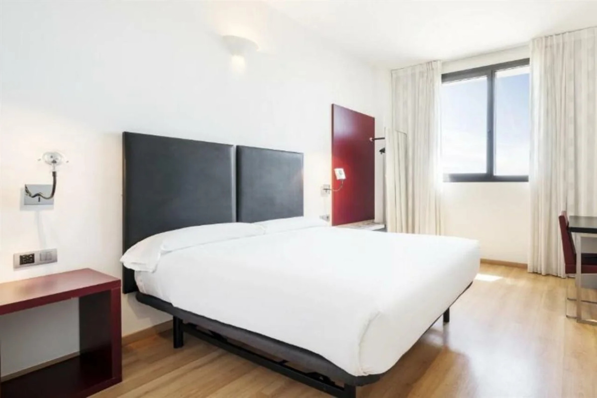 Hotel ILUNION Aqua 3