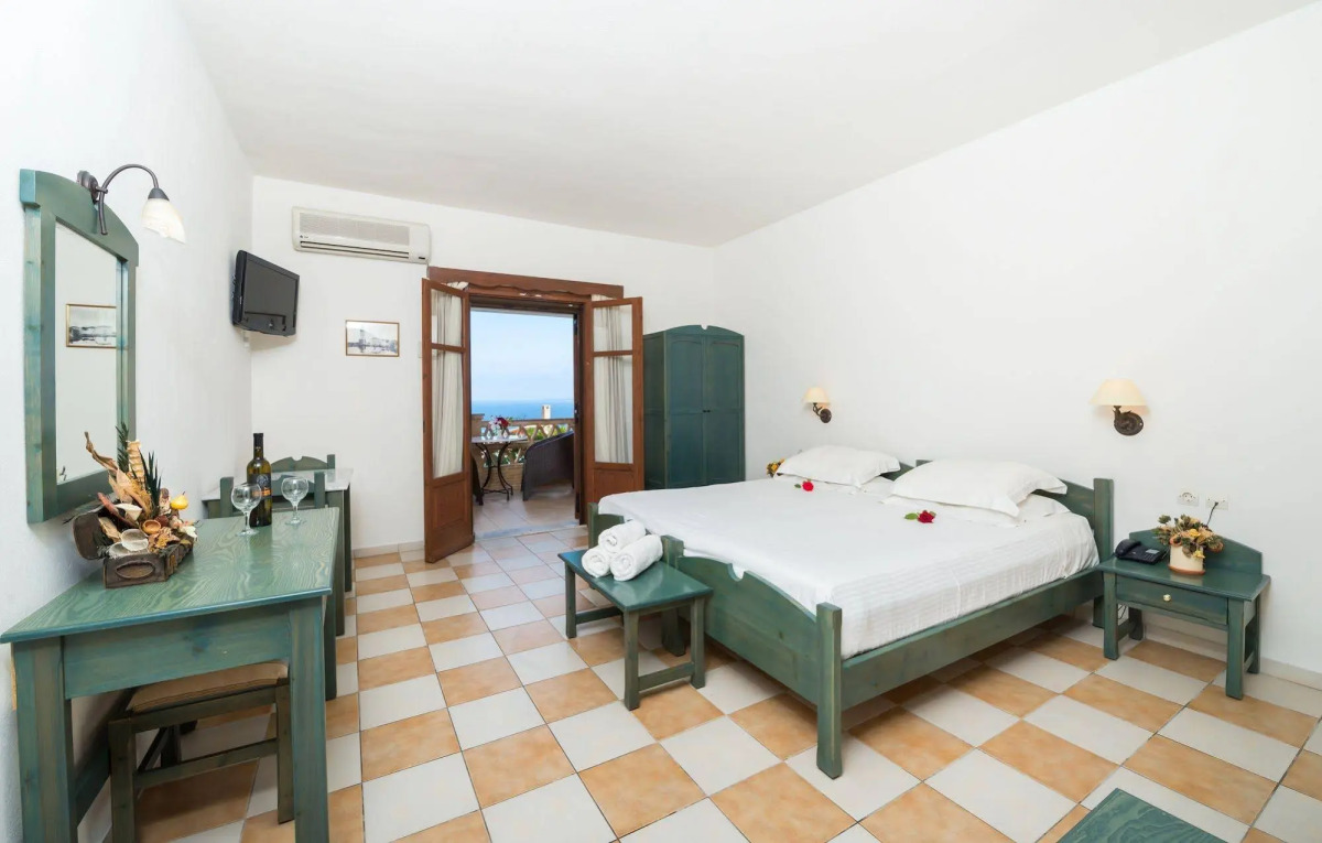 Sea View Village - Studios & Apartments