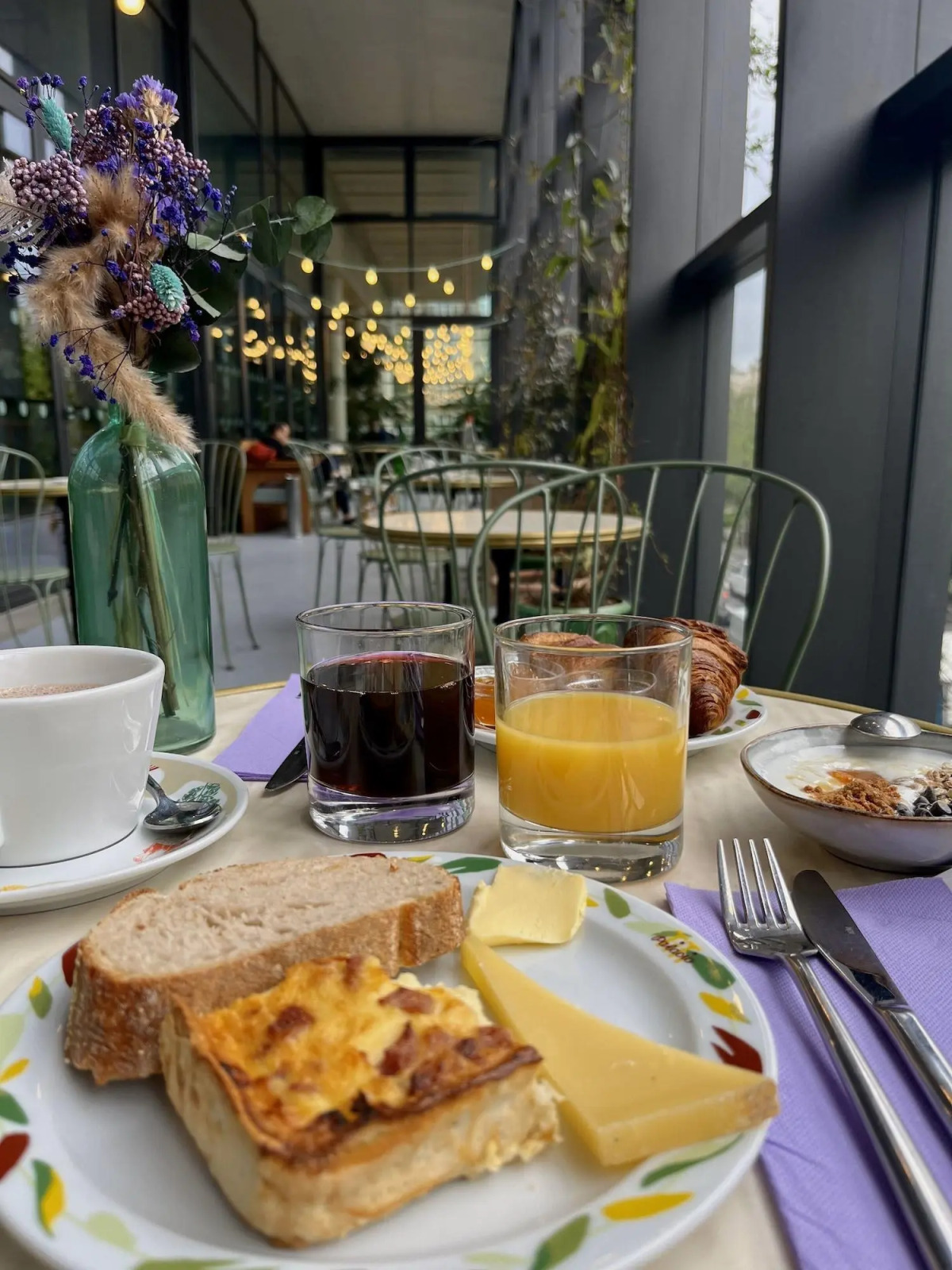 The People Paris Marais