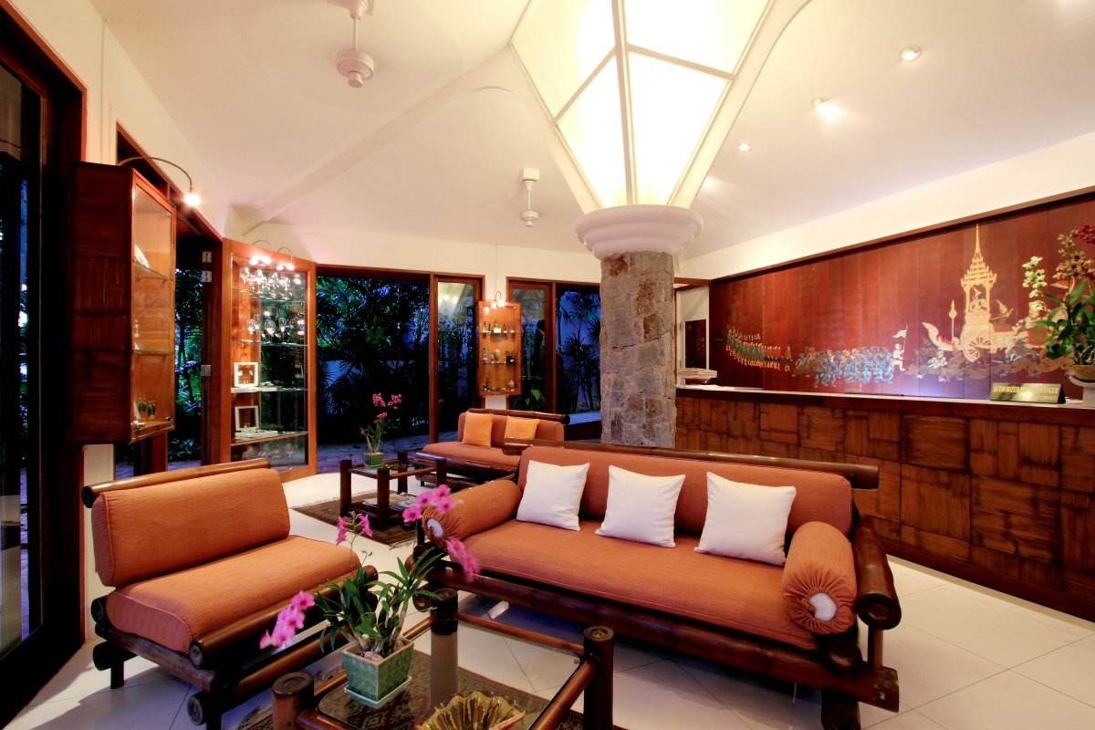 Mom Tri's Villa Royale