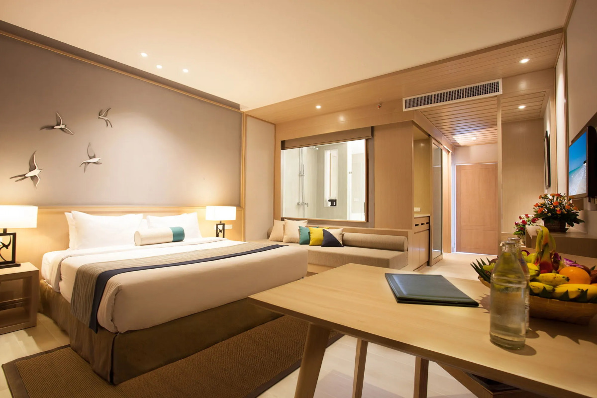 Le Meridien Khao Lak Resort & Spa