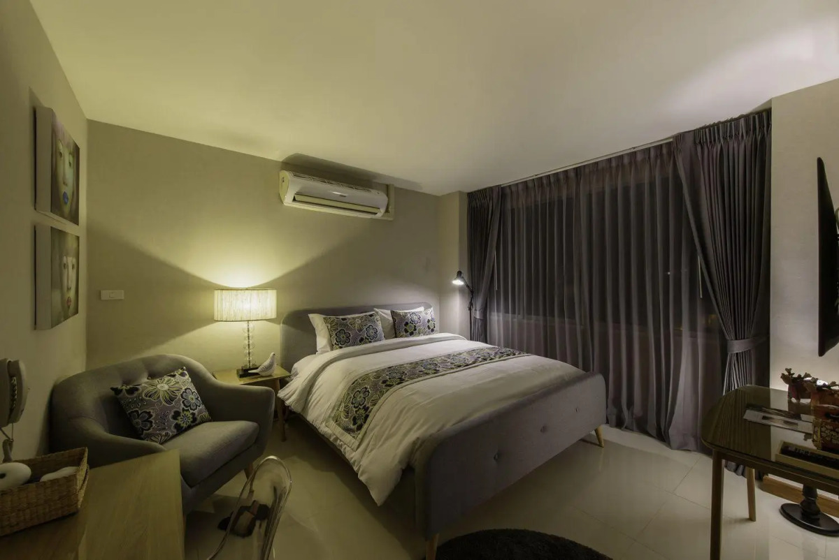 Chala Number 2 Art and Gallery House