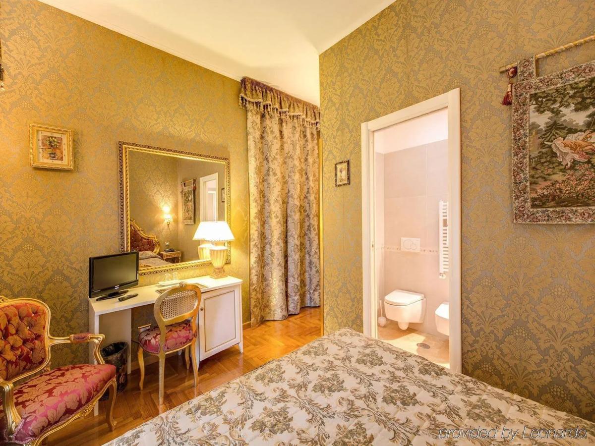 Domus Colosseo Hotel