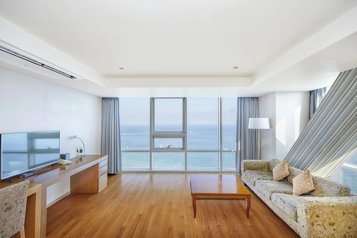 Kolon Seacloud Hotel