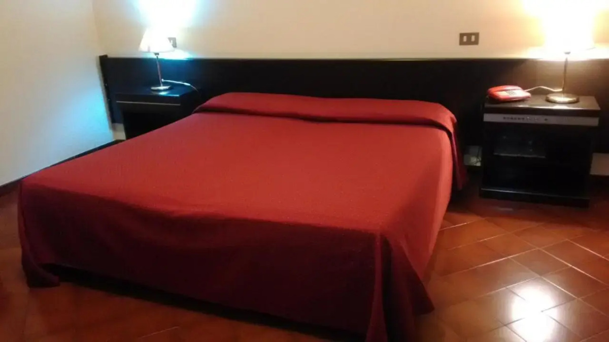 Отель Crisol Europa