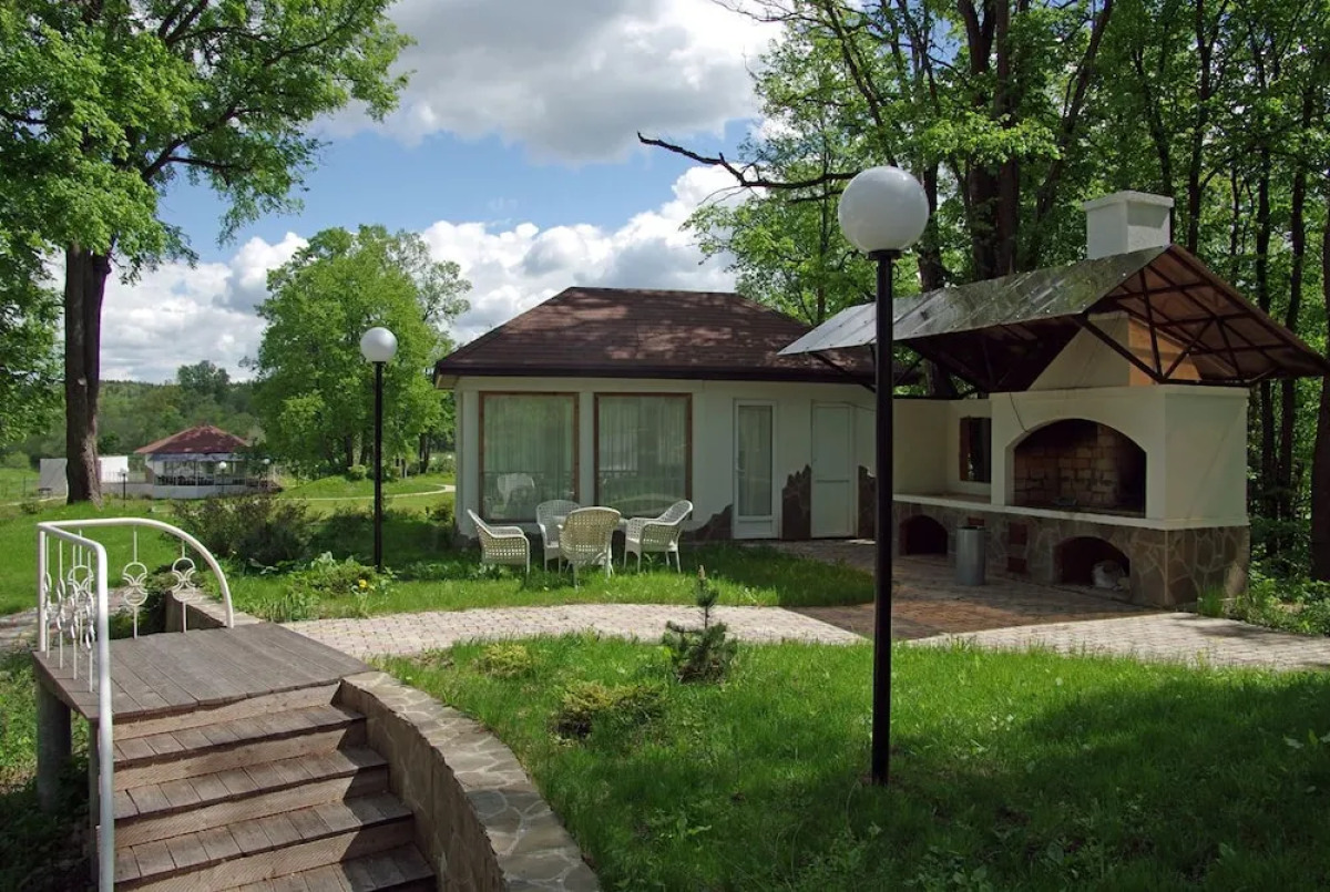 Отель «Вишневый сад»