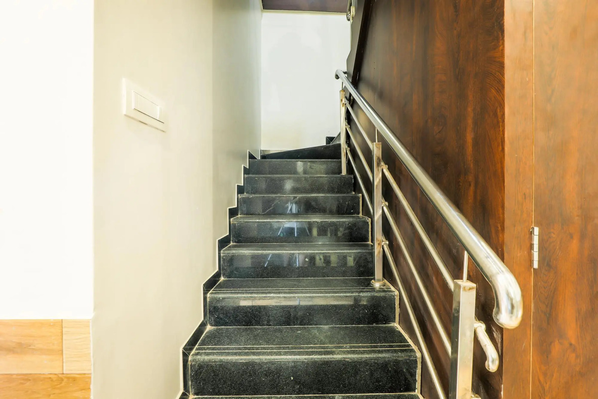 FabExpress Adore Inn