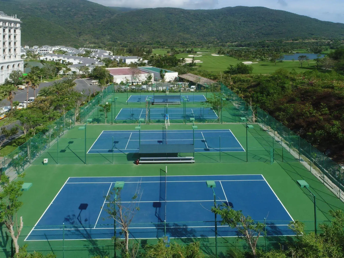 Vinpearl Golf Land Resort & Villas