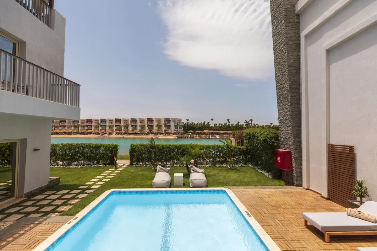 Sunrise Crystal Bay Resort