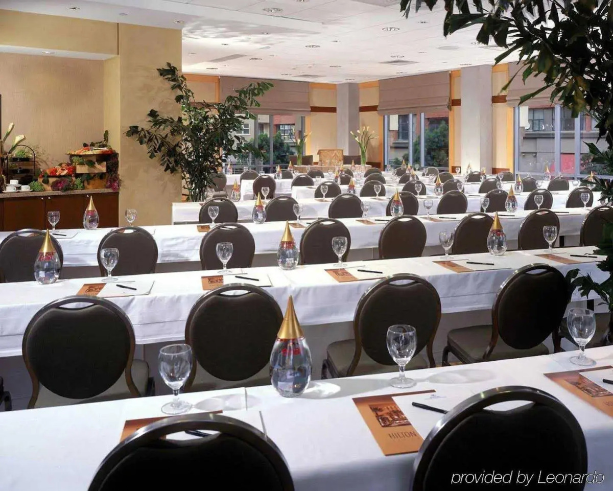 Hilton San Diego Gaslamp Quarter