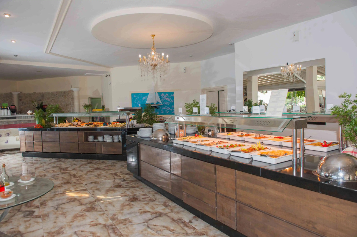 Blue Princess Beach Hotel & Suites