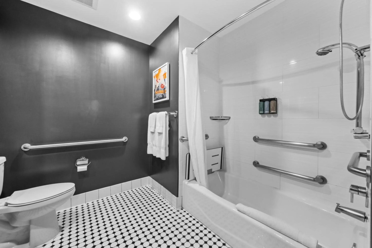 Le Bon Hotel Hollywood