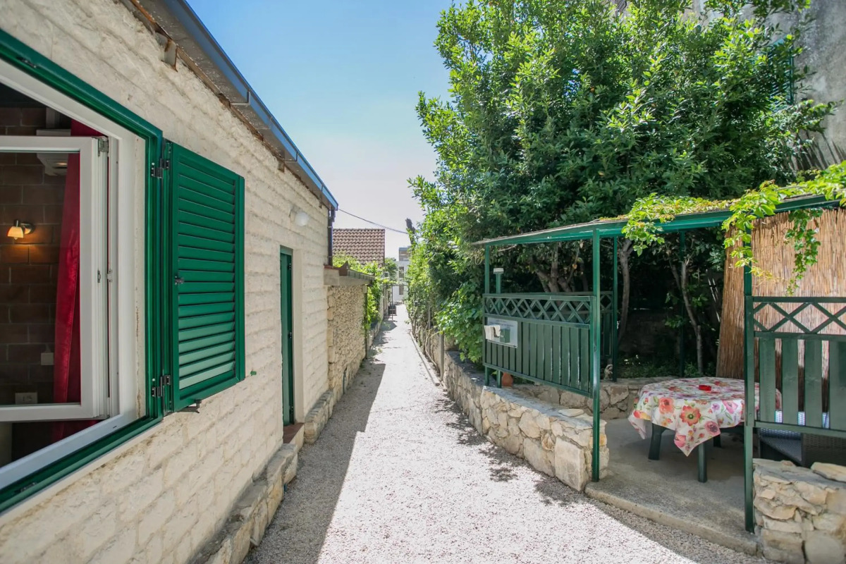 Garden Apartment Hotel Split