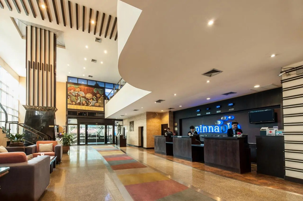 Pinnacle Lumpinee Park Hotel