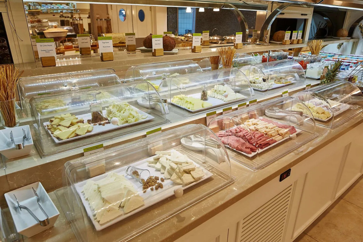 Doubletree By Hilton Hotel Izmir - Alsancak