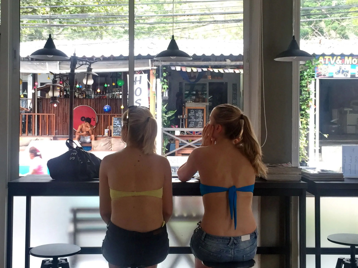 Side Walk Boutique Hotel