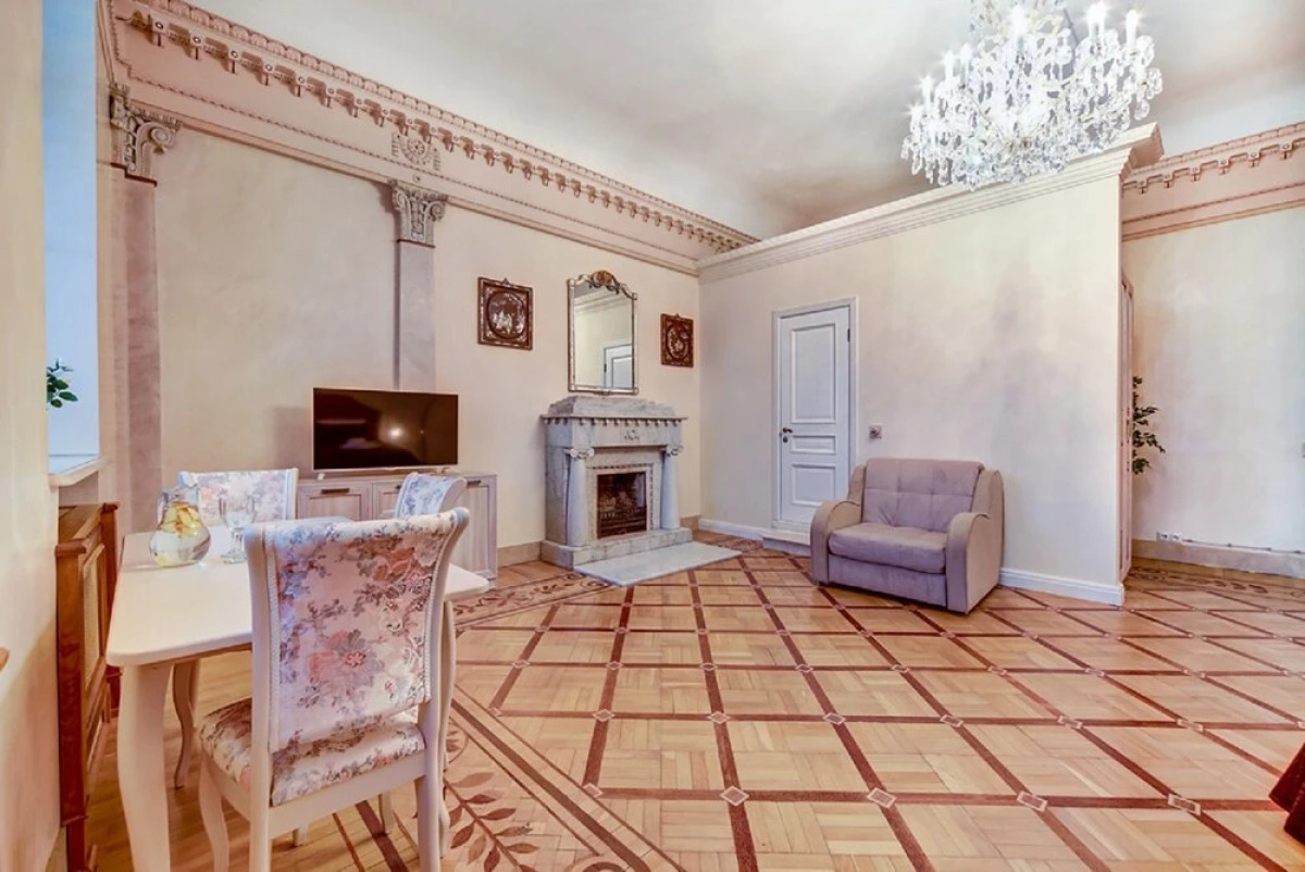 RentalSPb on Kirochnaya