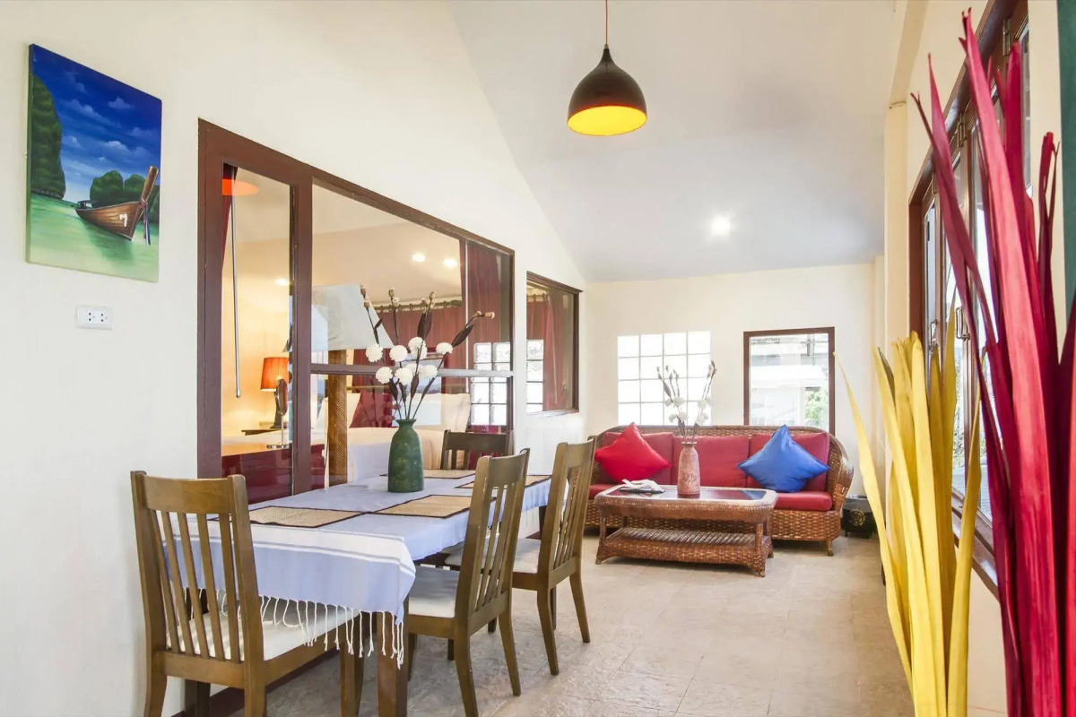 Boujis Boutique Resort