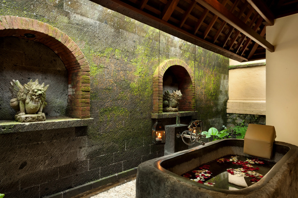 Курорт Komaneka at Tanggayuda