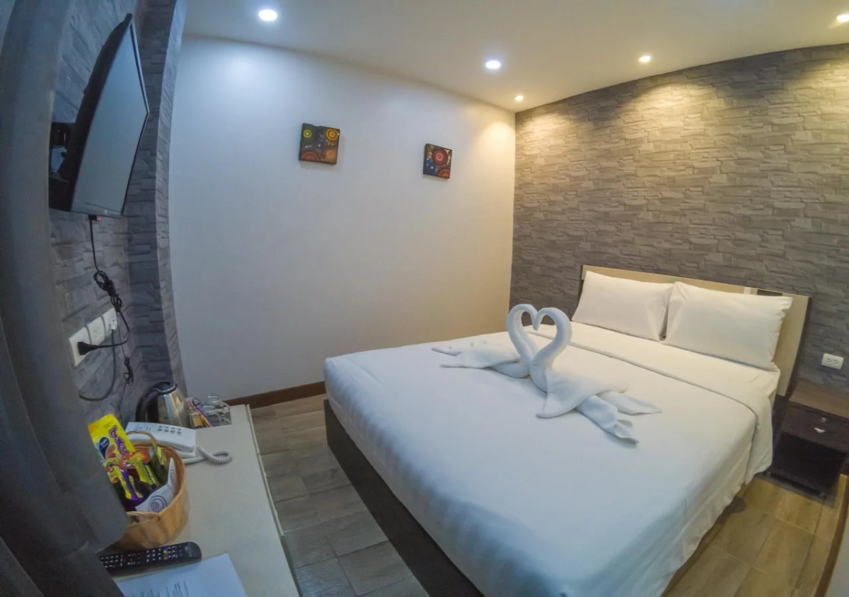 Rainbow Sky Hotel Samet