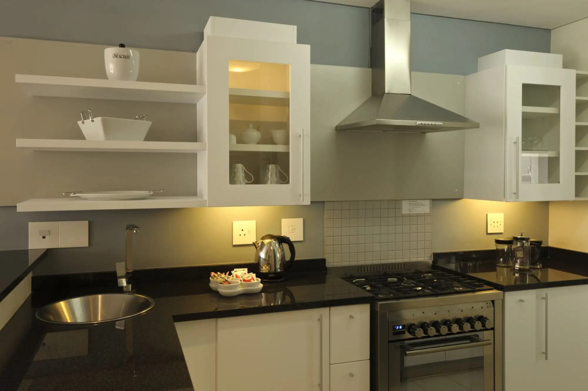 Отель Whale Coast All-Suite-Hotel