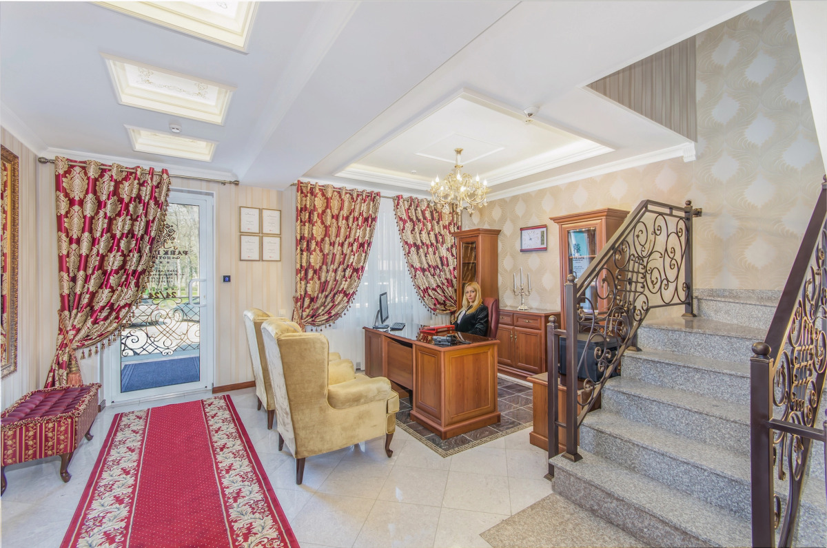 Отель Парк Лэйн