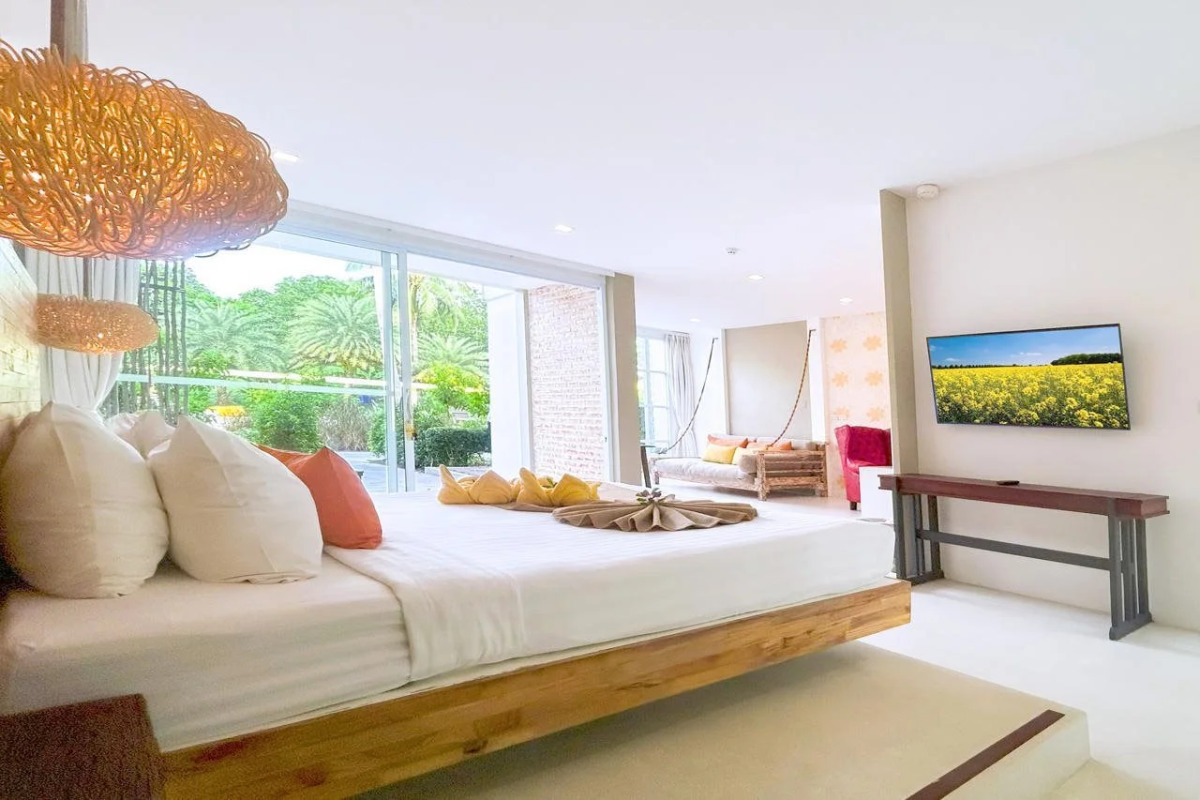 Summer Luxury Beach Resort and Spa