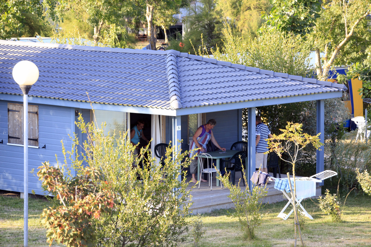 Terres de France - Hameaux des Marines