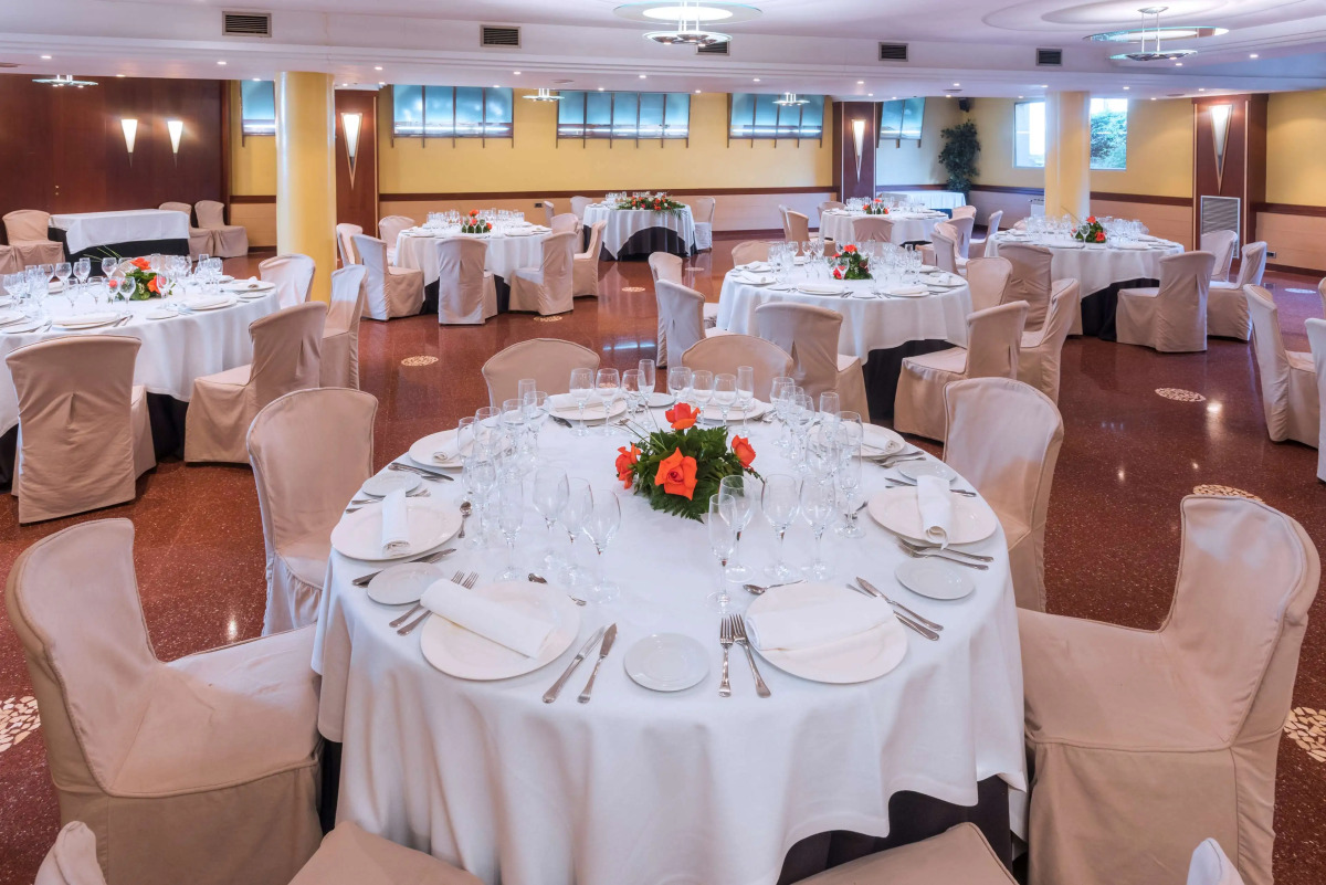 Отель Ciudad de Castelldefels