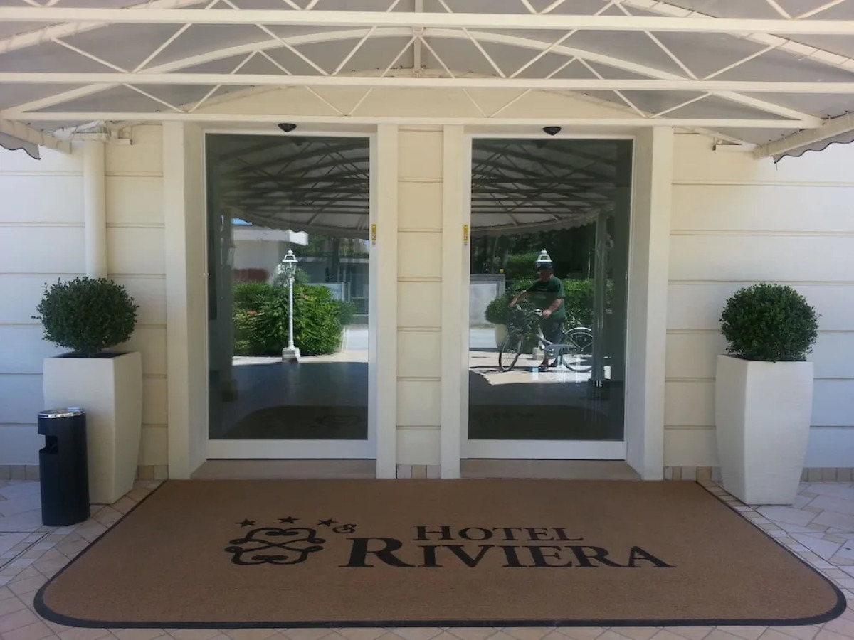 Hotel Riviera