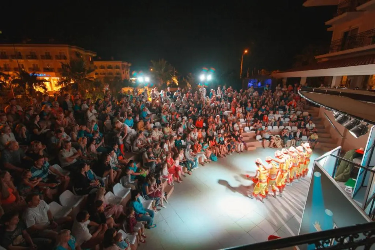 Отель L'Oceanica Beach Resort All Inclusive