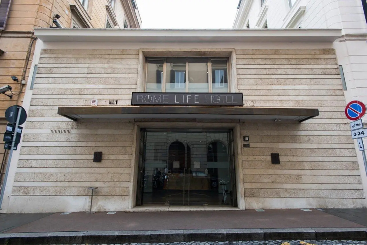 Rome Life Hotel