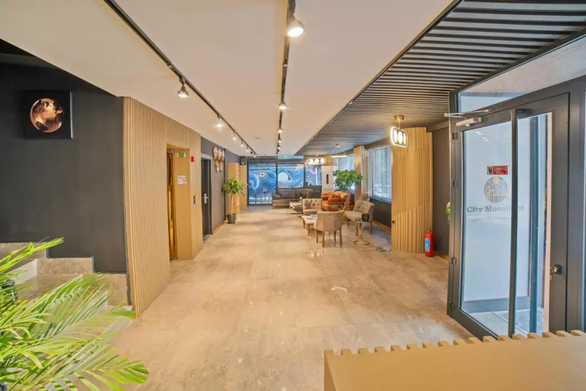 City Moonlight Apart Hotel