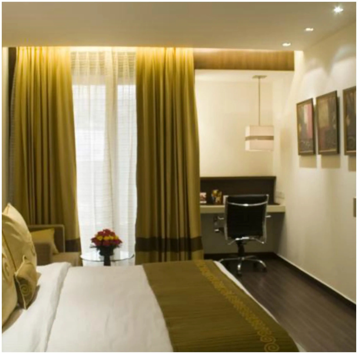 Shervani Hotel Nehru Place